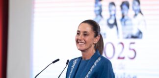 Salud Casa por Casa atenderá a 13 millones de adultos mayores, afirma Claudia Sheinbaum.