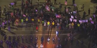 Protestas contra redadas migratorias se extienden a Chicago, Nueva York y Dallas