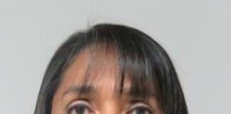 Se presentó la segunda renuncia de una integrante de la junta de gobierno de la UV.