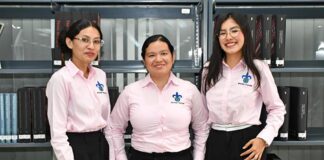 Estudiantes UV, campeonas absolutas del Reto CompanyGame 2025.