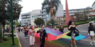 La comunidad LGBTTTIQ marchó por sus derechos en Xalapa.