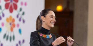 Sheinbaum lanza un proyecto piloto para repartidoras y repartidores.