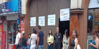 #Xalapa: Toman oficinas de CECYTEV por hostigamiento laboral .