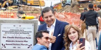 En Puebla se hacen las cosas bien, reconoce Rommel Pacheco, al arrancar construcción de Universidad del Deporte.