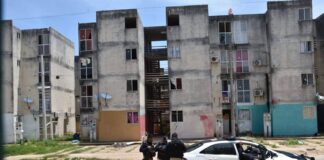 #Veracruz: Previo a visita presidencial ejecutan a tres personas en un departamento en Coatzacoalcos.