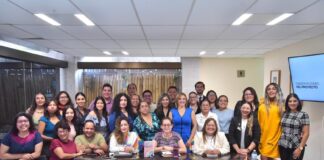 Analizan diputadas propuesta a favor de la comunidad de la diversidad sexual .