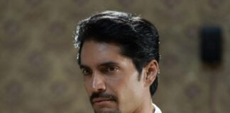 El actor Daniel Elbitar pierde la nacionalidad venezolana, tras alzar la voz.