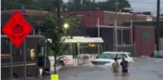 Inundaciones en el noreste de EE.UU. dejaron dos muertos en Nueva Jersey y caos en Nueva York.