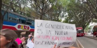 Protesta contra la gentrificación se torna violenta en la Ciudad de México.