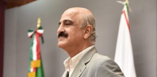 Ricardo Ahued revisará con taxistas ajuste tarifario en mesa de diálogo.