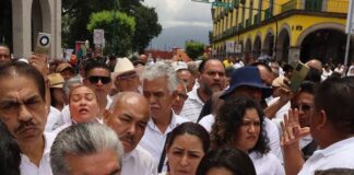 #Veracruz: Taxistas continuarán trabajando como estaban hasta llegar a un acuerdo final.