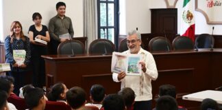 Recibe Alberto Islas a alumnado de la Primaria “Graciano Valenzuela”