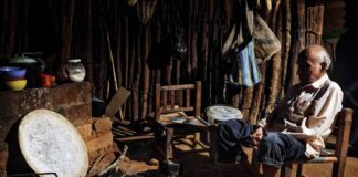 “Primero los pobres”: circo, maroma y teatro de las políticas neoindigenistas.