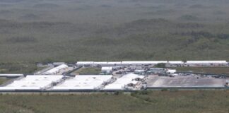 Migrantes mexicanos acusan malos tratos en centro de detención “Alcatraz de los Caimanes”