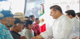 Alejandro Armenta encabezó entrega de 3.9 millones de pesos de apoyos para el campo poblano.