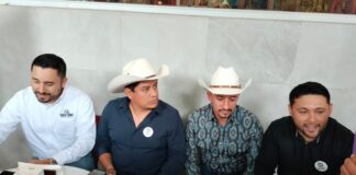 Lista la cabalgata por fiestas patronales en el municipio de Acajete.