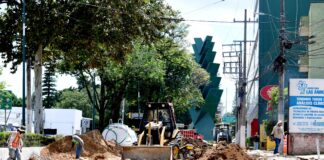 #Xalapa: Inicia última etapa de pavimentación en Araucarias.
