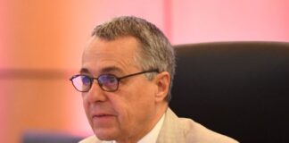 Suiza otorgaría inmunidad a Putin si se reúne con Zelensky .