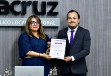 OPLE Veracruz entrega constancias de mayoría a Magistrados electos .