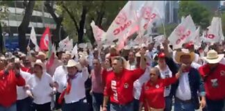 Alito marcha al Senado entre simpatizantes y llama al priismo nacional a sumarse.