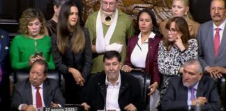 Fernández Noroña alista denuncias para desaforar a legisladores del PRI por agresión.
