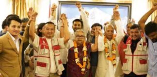 #Histórico: Sushila Karki, primera ministra elegida por voto digital. Nepal decide a su líderesa en línea.