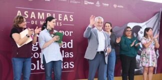 Asiste Alberto Islas a Asamblea de Mujeres “Voces por la igualdad y contra las violencias”