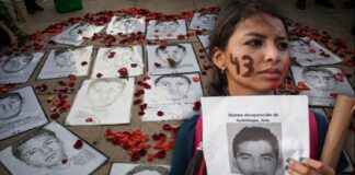 11 años y la digna rabia por los 43. Tres gobiernos, tres promesas incumplidas.