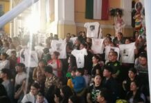 Colectivos de búsqueda se manifiestan en el grito de Independencia #Veracruz
