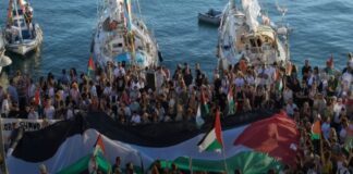 La Flotilla Global Sumud acusa a Israel de ataques con drones y bloqueos de comunicaciones.