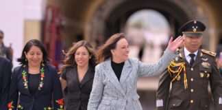 Gobernadora Nahle respalda diálogo entre SEV y maestros. Reconoce las legítimas demandas magisteriales.