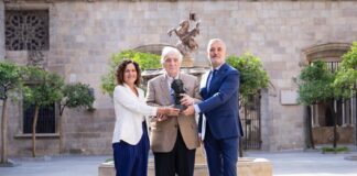 La 40 edición de los premios Goya serán en Barcelona .
