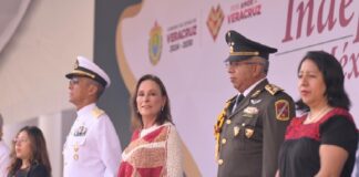 Gobernadora Rocío Nahle encabeza el Desfile Cívico Militar del 16 de Septiembre