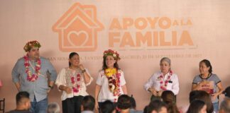 Gobernadora Rocío Nahle entrega 593 apoyos a familias del norte de Veracruz .