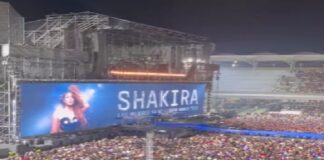 Para ver a Shakira fans pasan la noche en banqueta para estar en primera fila.
