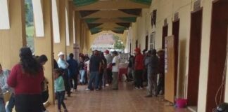 Toman palacio Municipal de Ayahualulco por incumplimiento de obra en Veracruz