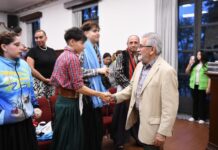 Recibe Alberto Islas a grupo de danza de Argentina.