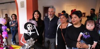 Exposición de catrinas, homenaje a nuestras tradiciones.