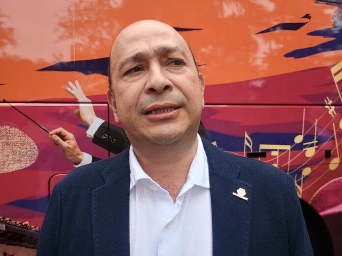 Arturo Blanco Hernández.