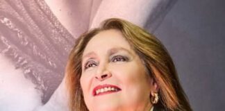 Daniela Romo deja al descubierto su alma en un atrevido retrato