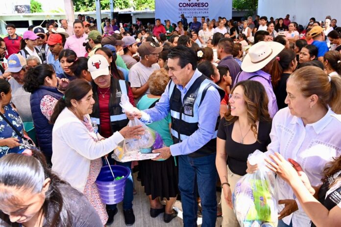 Esteban bautista entrega apoyos 30.10.25