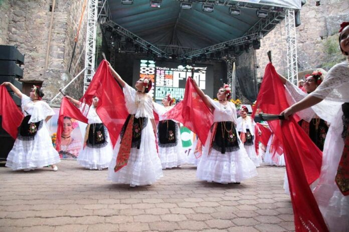 Fiesta Jarocha en el Festival Cervantino