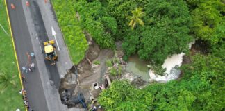 Atienden afectación en la carretera federal 150 Antón Lizardo-Veracruz.