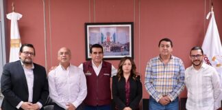 Donan diputadas y diputados un mes de salario a damnificados.