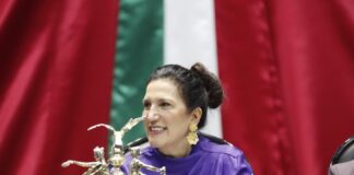 Las mujeres sabemos hacer política de la buena: Kenia López Rabadán.