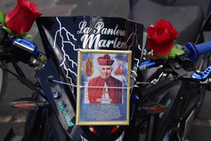 San rafael Guizar y Valencia Motociclistas recorren desde Tlaxcala