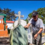 Realiza Ayuntamiento acciones de limpieza en panteones municipales.