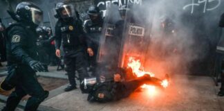 No reprimen. Tampoco gobiernan