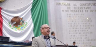 Se pronuncia diputado contra el acoso escolar.