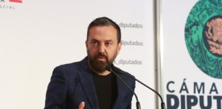 Ciudadana denuncia ante fiscalía a Arturo Ávila por amenazas de muerte ; él lo niega.